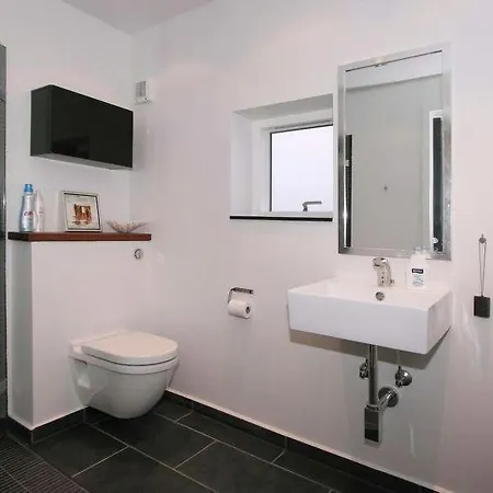 Ferienhaus Sleeps 6 Pool Wifi Blåvand